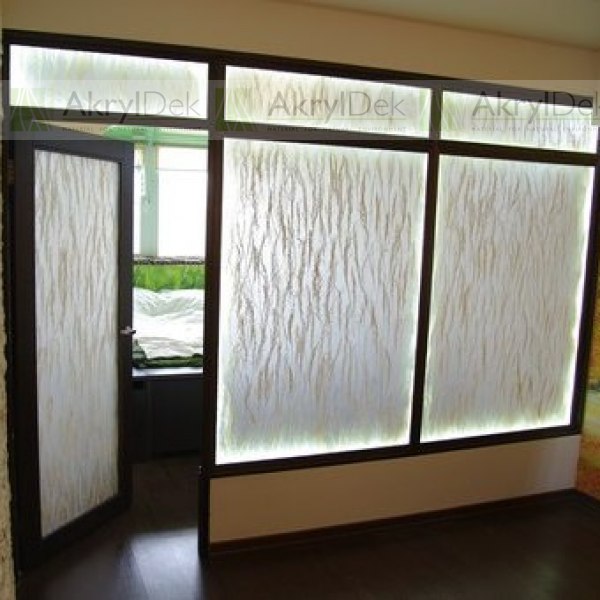 Translucent wall panels with plants